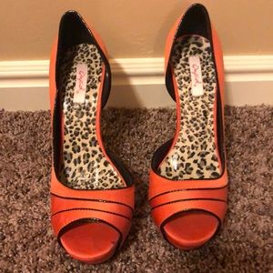 Qupid Heels size 8.5
